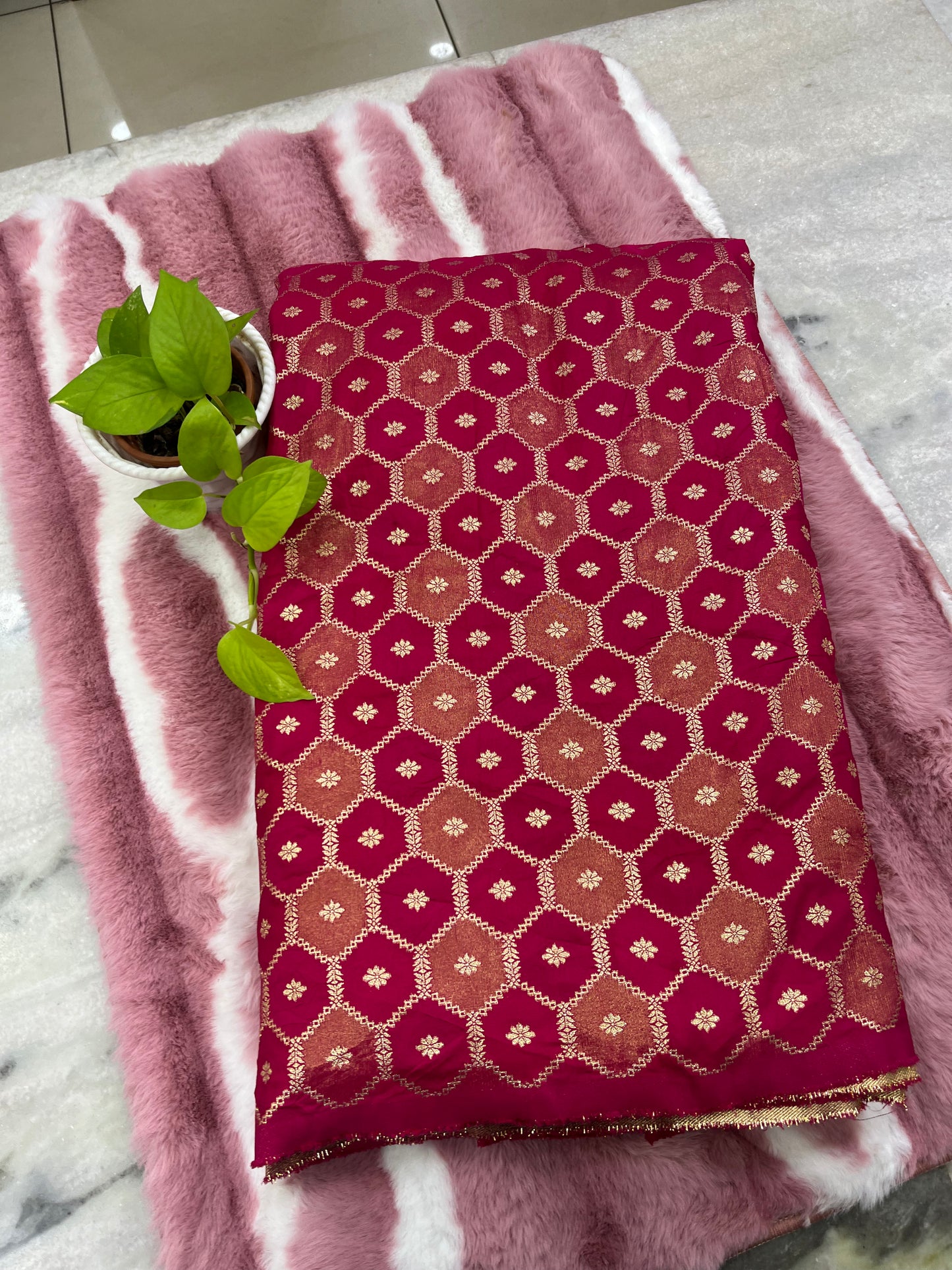 Brocade Material - MAT1008