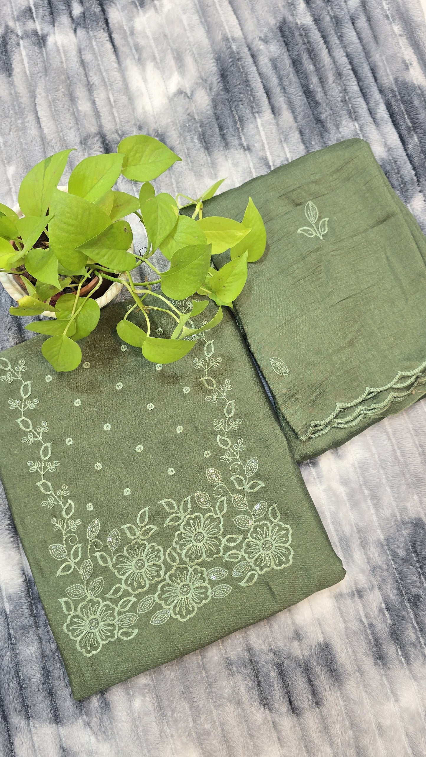 Unstitched salwar suits sets - SAL1010